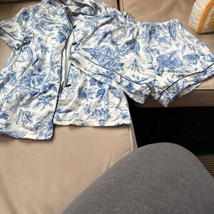 Floral Blue Women's Shorts